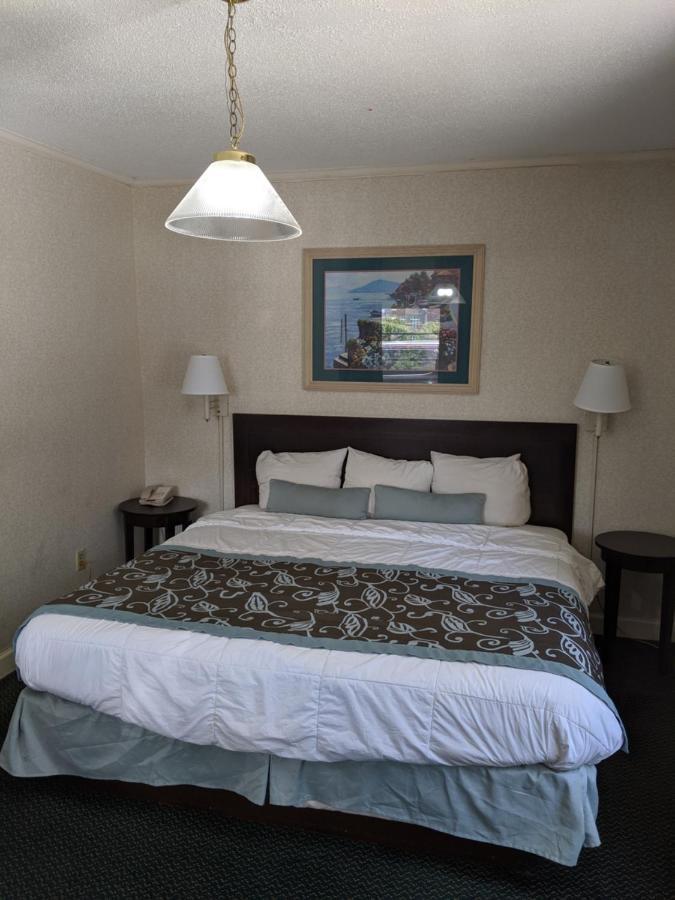 Azalea Inn & Suites Wilmington Ngoại thất bức ảnh