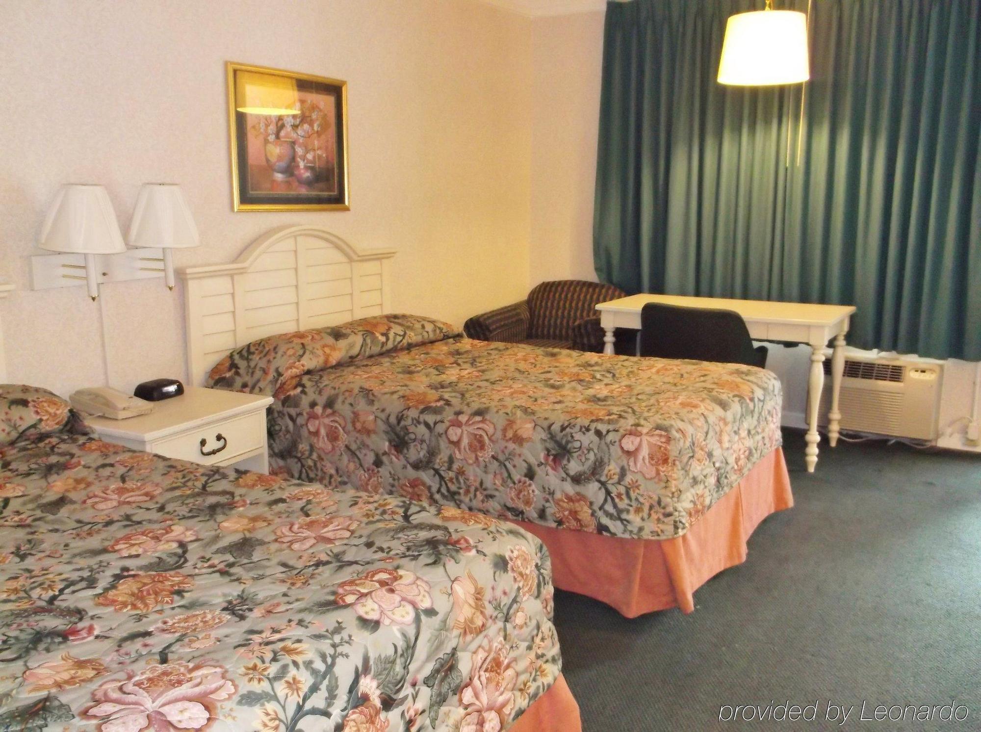 Azalea Inn & Suites Wilmington Ngoại thất bức ảnh